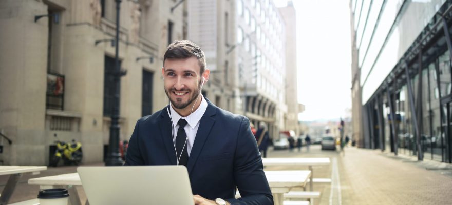 E-Learning: the Leap to Mainstream